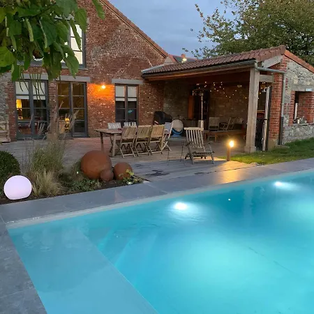 Au Chez Cecile Thuin